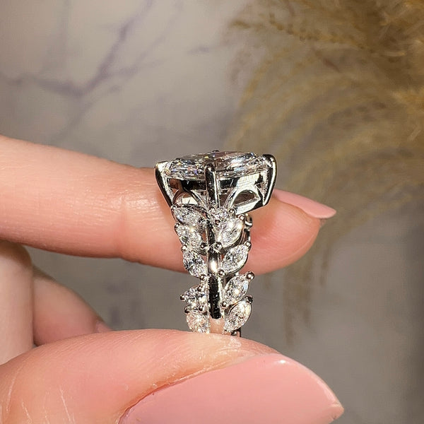 "Nevena" Marquise Cut Leaf Foliage Cut Diamond Engagement Ring