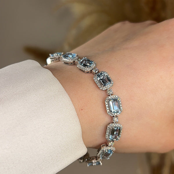 Emerald Shape 11 Carat Aquamarine Tennis Bracelet Featuring Diamond Halo BRHAEC