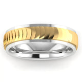 Men's Pattern Band Wedding Ring - Yellow Gold