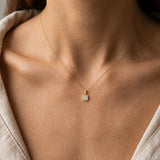 WHITE GOLD CLUSTER DIAMOND PENDANT WITH CHAIN