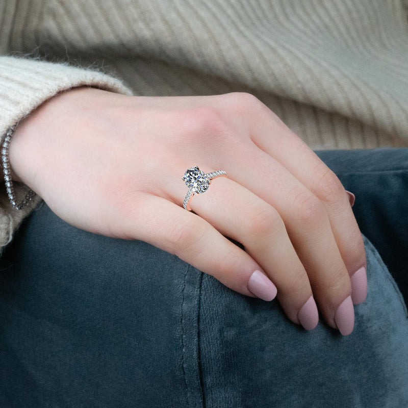 LILI - Oval Diamond Engagement ring with Diamond Shoulders Platinum - HEERA DIAMONDS