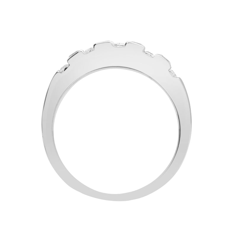 18ct White 0.87ct Princess Cut & Baguette Diamond Ring - HEERA DIAMONDS