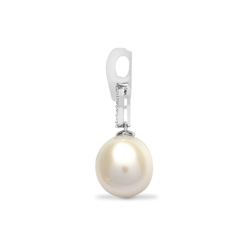 18ct White Gold Diamond And Pearl Pendant - HEERA DIAMONDS